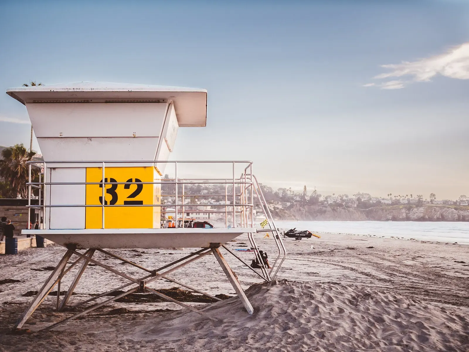 Lifeguard tower on the open sand at La Jolla Shores Beach